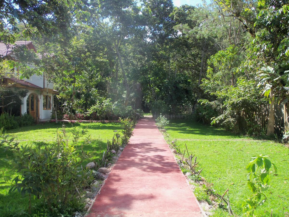 Refugio De Orquideas Villa Oxapampa Exterior photo